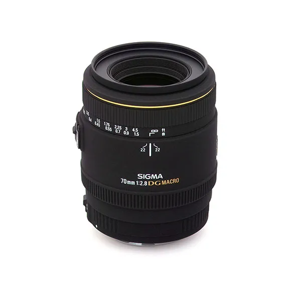 Sigma 50mm f/2.8 Ex DG Macro for Canon**