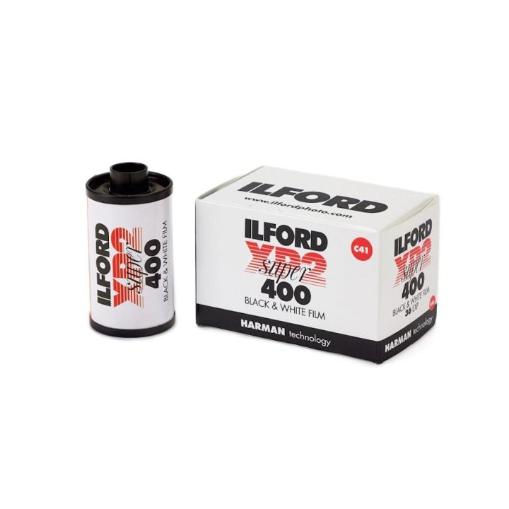 Ilford XP2 Super 400 ISO Single Use Camera with Black & White Film - New