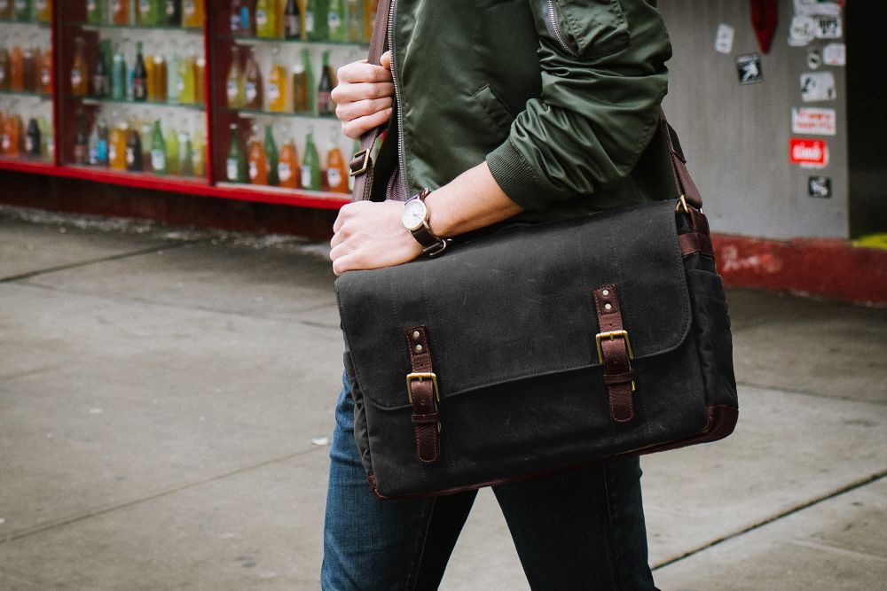 ONA Union Street Messenger Bag - Black **