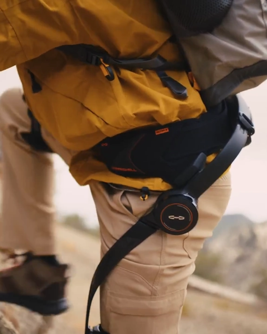 Hypershell X Max S Exoskeleton  1,000W Gen 2 with 65w charger