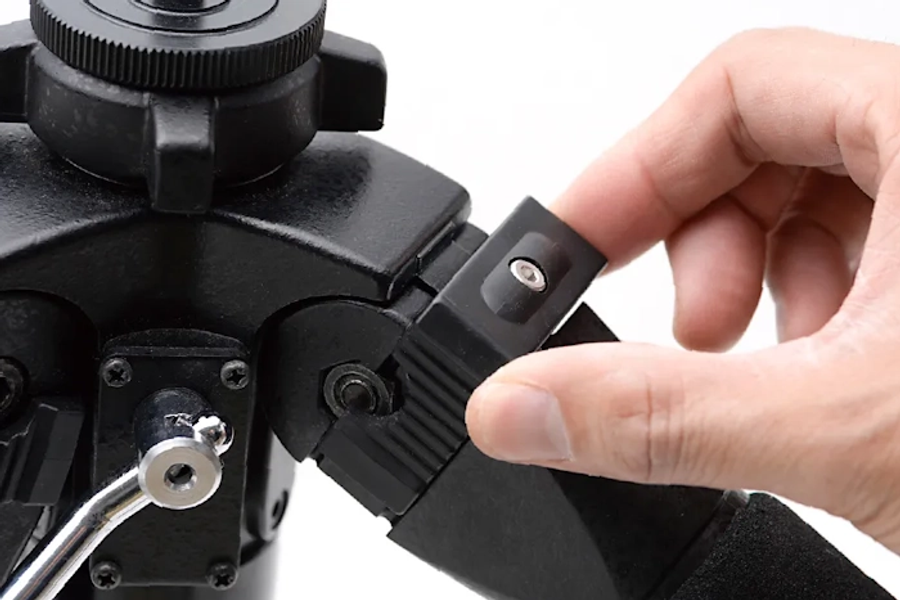 Slik Pro CF-634 Carbon Fibre Tripod without Head